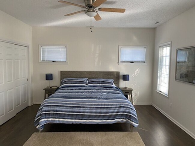 Building Photo - NORTH END VIRGINIA BEACH