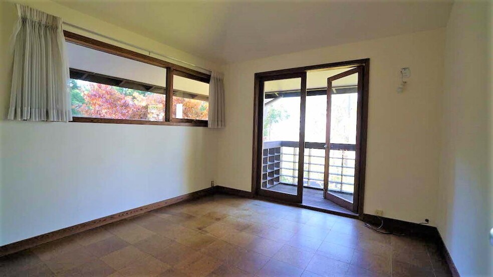 Building Photo - 3076 Buena Vista Way