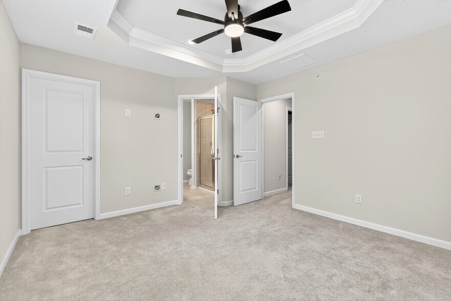 Building Photo - 526 Dogwood Ln