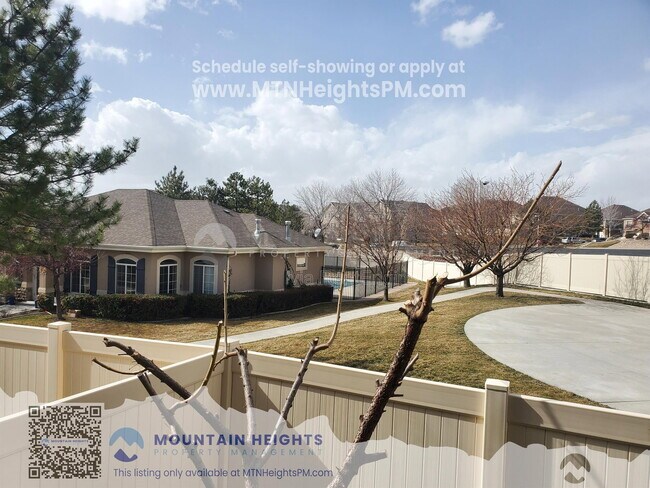 Building Photo - 3113 Provence Ln