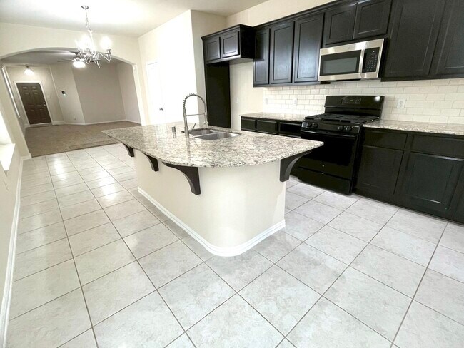 Building Photo - 1518 Summer City Dr