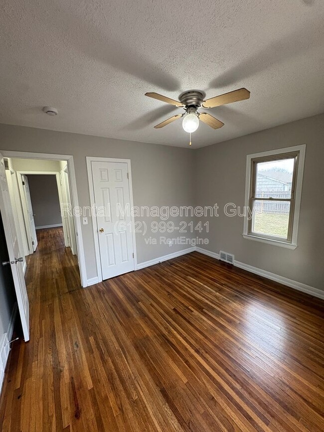 Building Photo - 4534 Zane Ave N