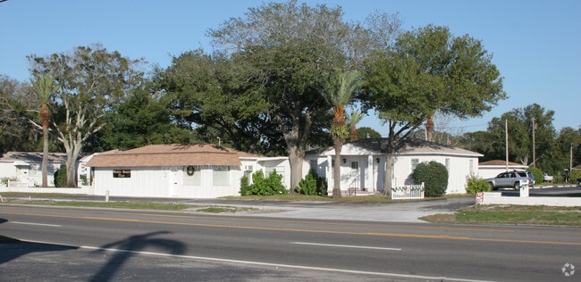 Primary Photo - Walter Moore Place