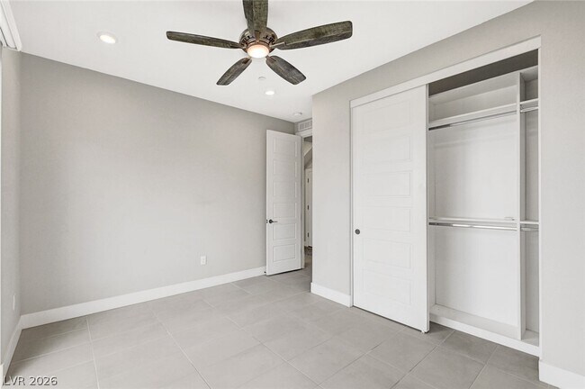 Building Photo - 11580 Midnight Melody Ave