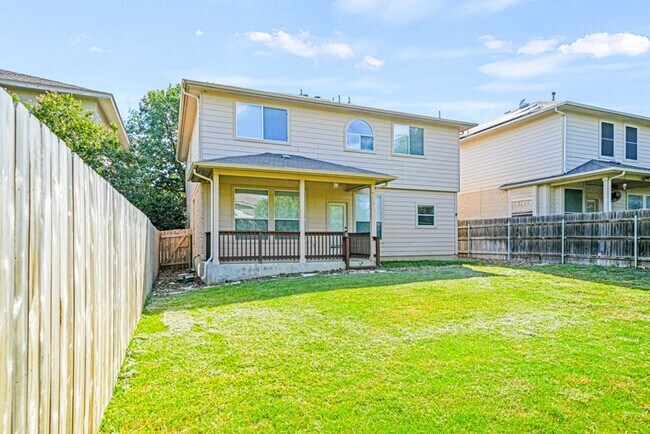 Building Photo - Alamo Ranch Rental!
