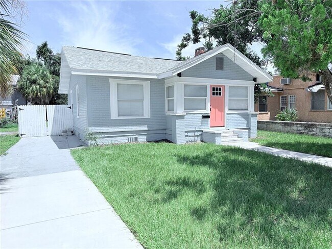 Building Photo - 1922 23rd St S
