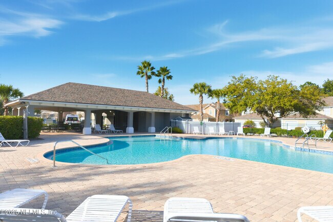 Building Photo - 216 Scrub Jay Dr