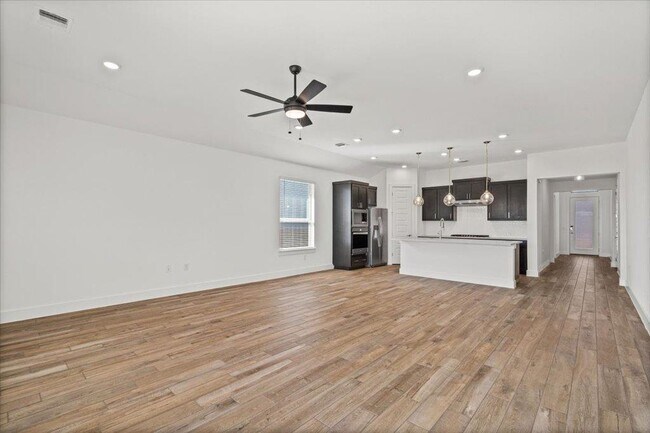 Building Photo - 9704 Boathouse Dr
