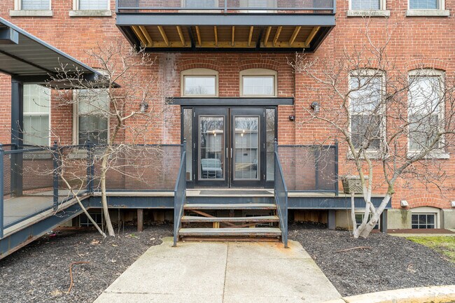 Building Photo - 55 S Harding St