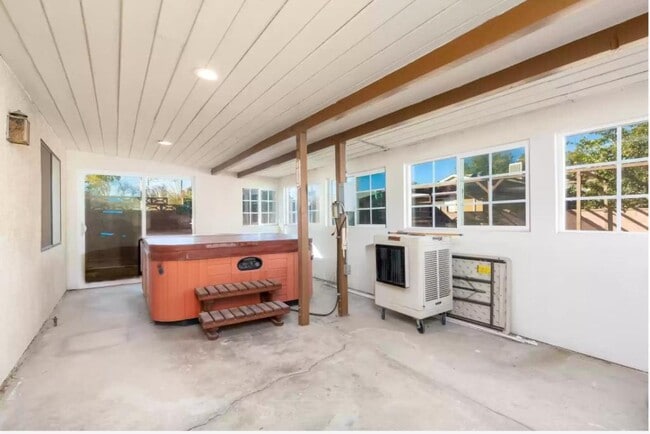 Building Photo - 45523 Lostwood Ave