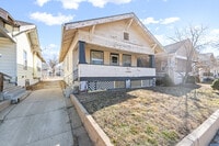 Building Photo - 415 S Phillips Ave