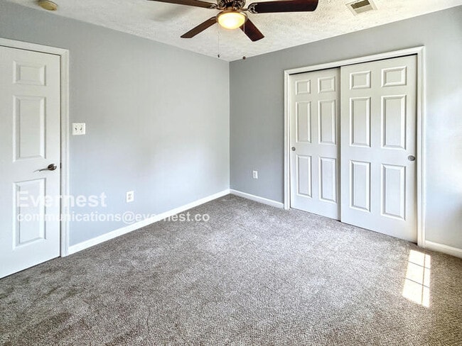 Building Photo - 94 Twin Hill Ln