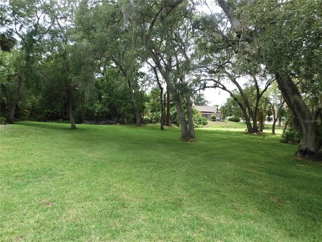 Building Photo - 1400 Tarpon Woods Blvd