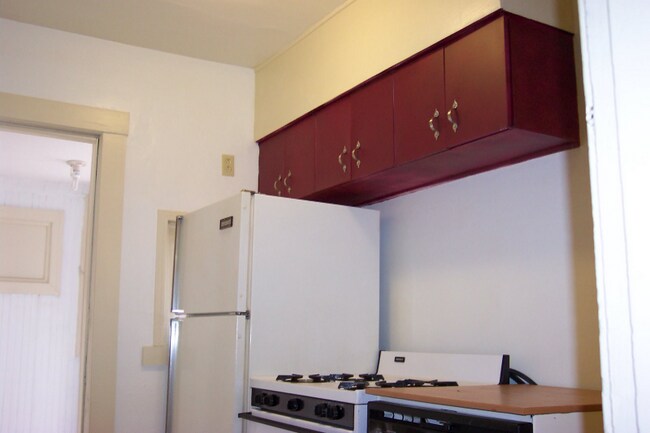 Building Photo - 3617 Boulevard of the Allies