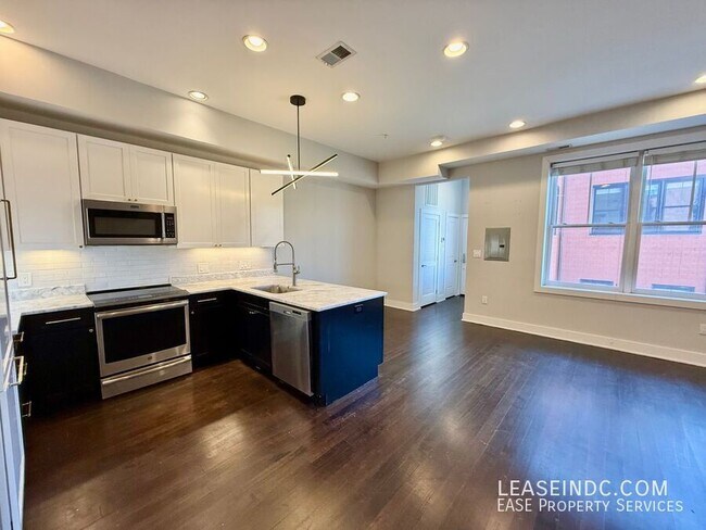 Building Photo - 907 N Street NW-#1B