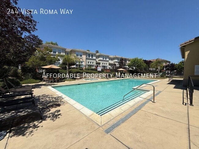 Building Photo - 244 Vista Roma Way