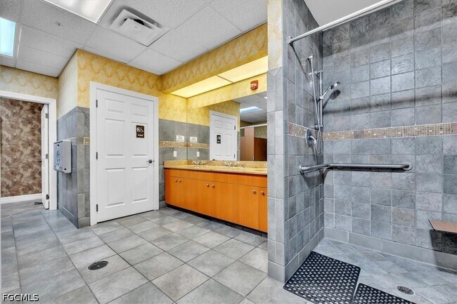 Building Photo - 8331 Whiskey Preserve Cir