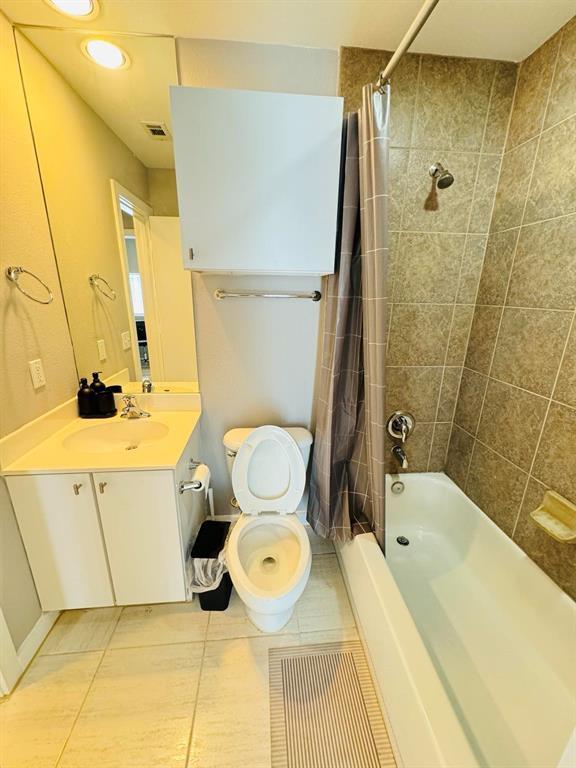 Building Photo - 6908 Yellowstone Way Dr