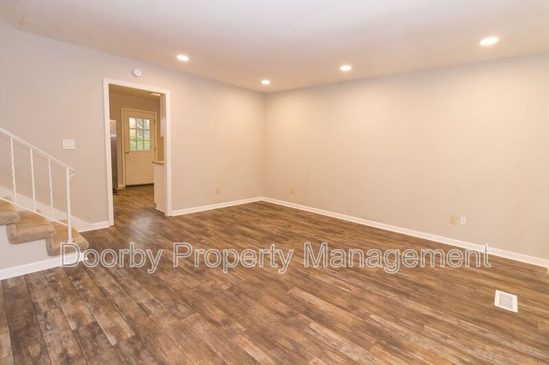 Building Photo - 173 Allen Rd