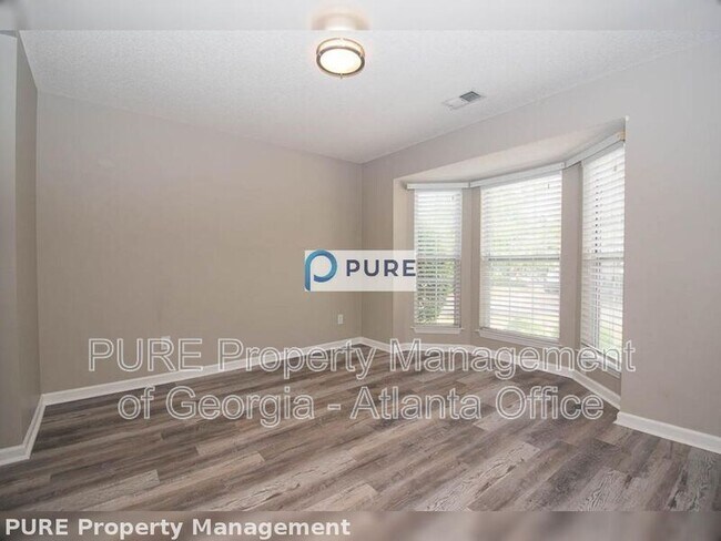 Building Photo - 3729 Wavetree Pass NW
