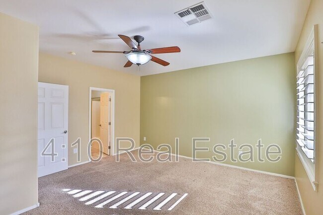 Building Photo - 2695 E Harrison Ct