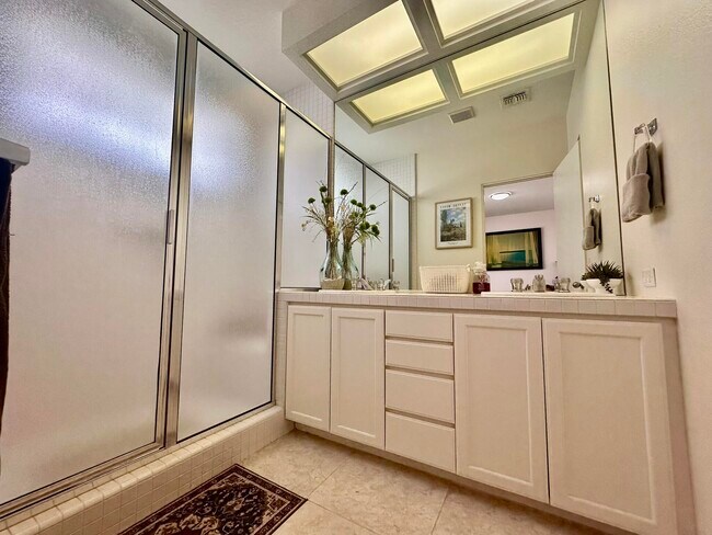 Building Photo - 57600 Interlachen