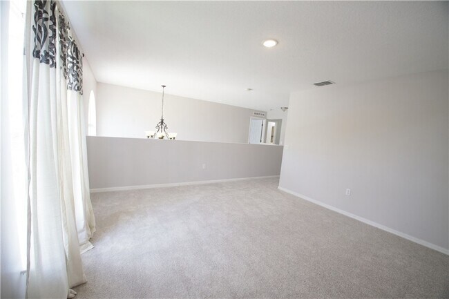 Building Photo - 203 Stony Point Dr