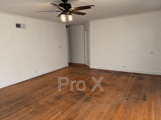 Building Photo - 1311 New Hampshire Ave