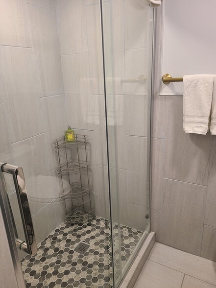 Building Photo - 11 Grove St