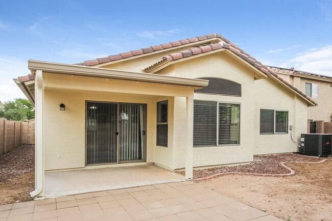 Building Photo - 6034 Castano Dr