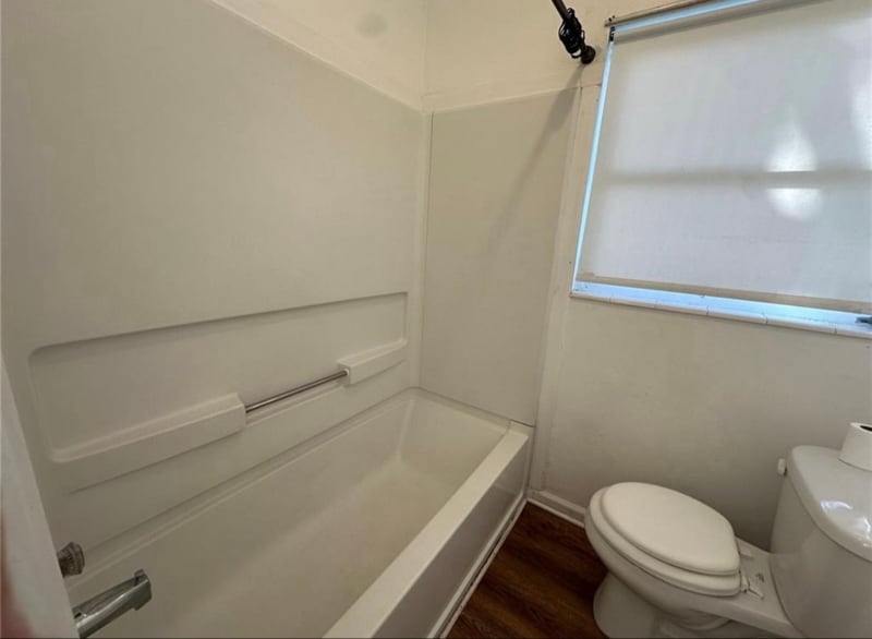 Building Photo - 704 38th St W