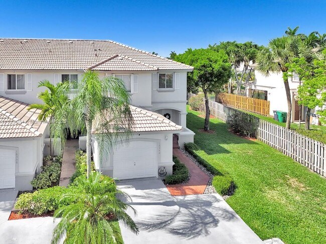 Building Photo - 16340 SW 75th St