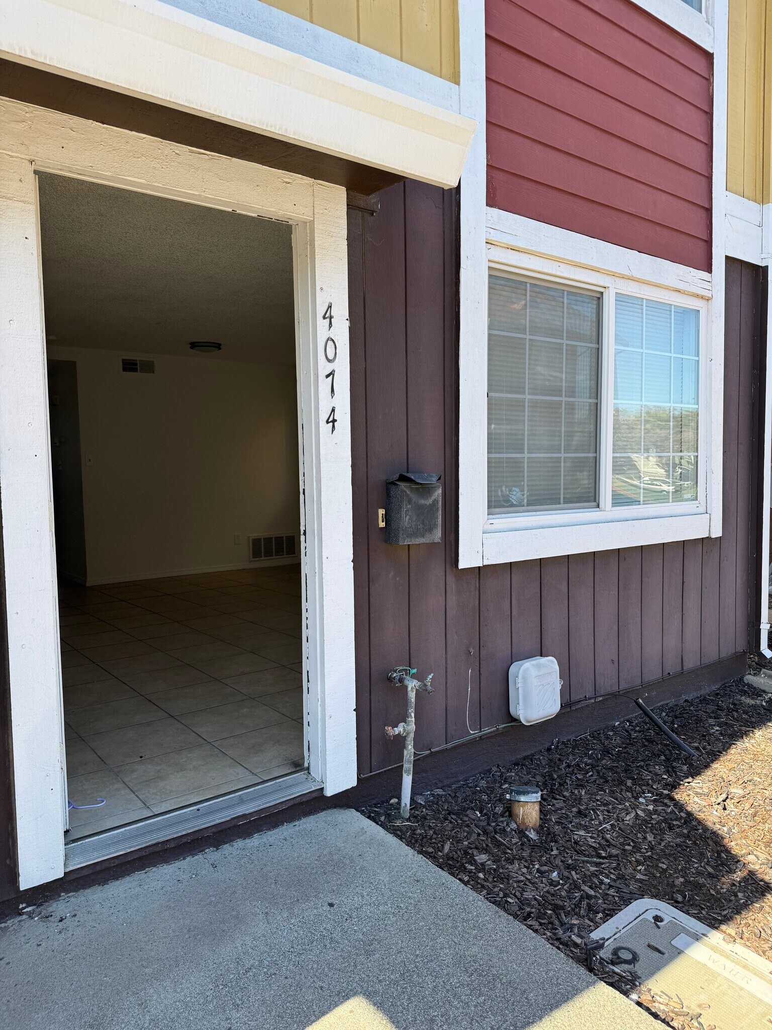Building Photo - 4074 Weymouth Ln