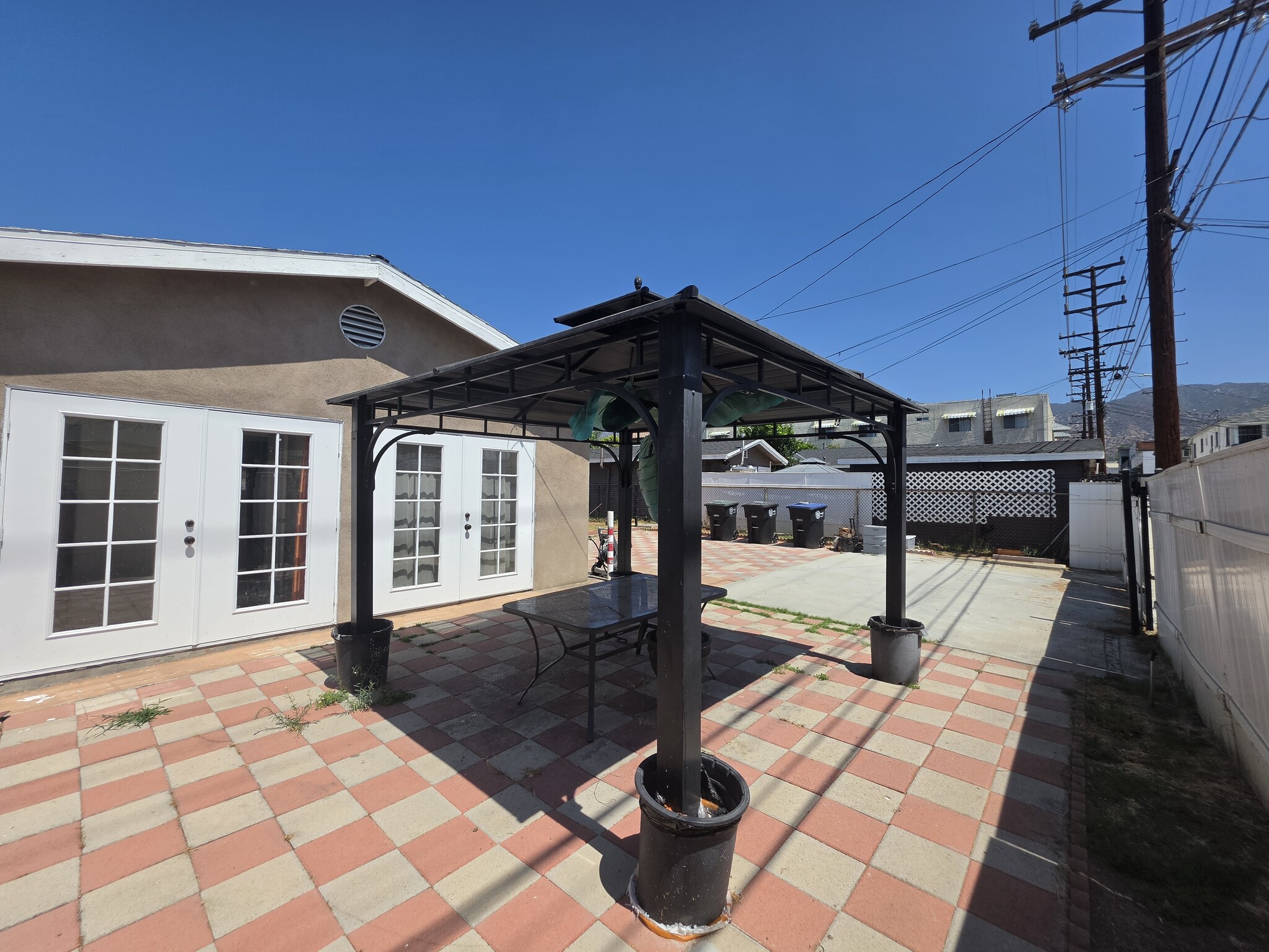 Building Photo - 1038 Raymond Ave