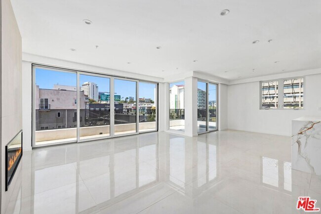 Primary Photo - 1414 S Beverly Dr