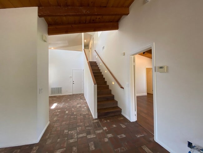 Building Photo - Great 3-Bedroom Home – Peaceful Country Living Just 8 Minutes from Hwy 78!