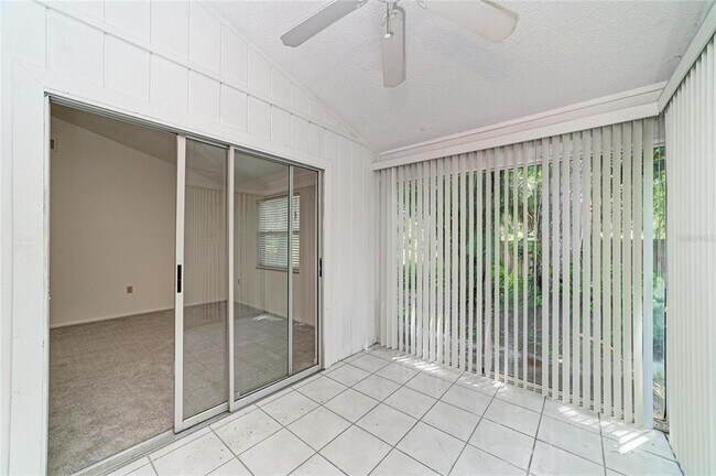 Building Photo - 4863 Village Garden Dr