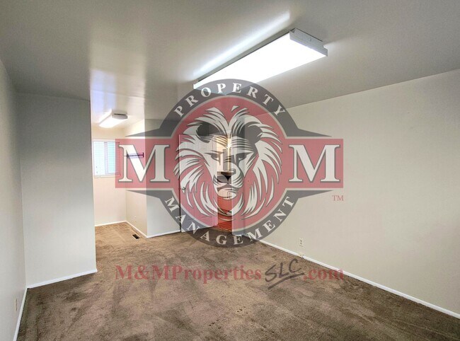 Building Photo - Great 4 Bd 2 Ba Home in Taylorsville