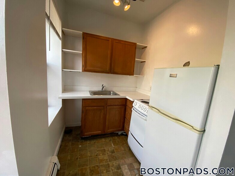 Building Photo - 63 S Huntington Ave