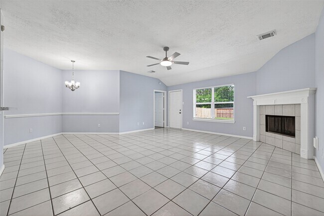 Building Photo - 8810 Barron Wood Cir E