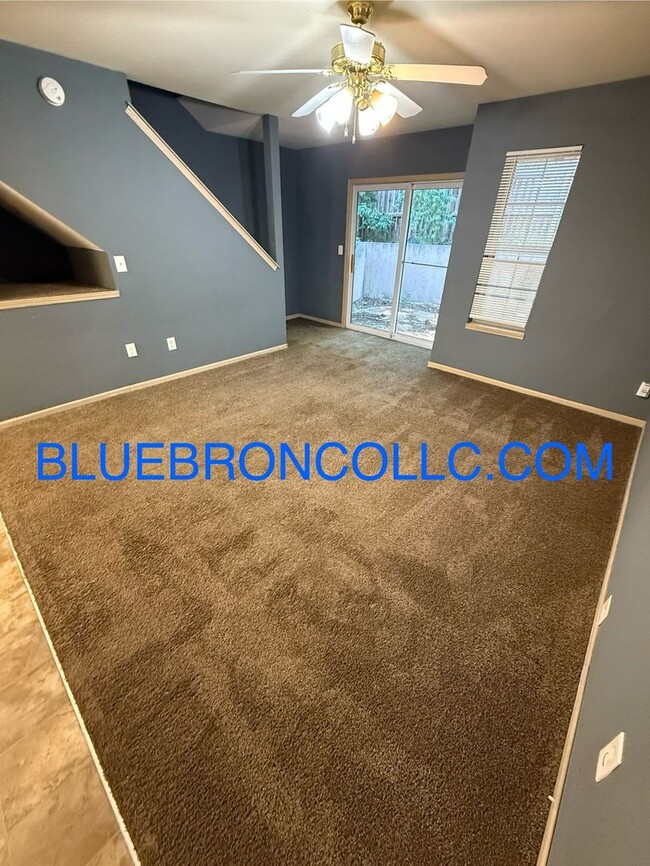 Building Photo - Great price for this spacious updated 2 be...