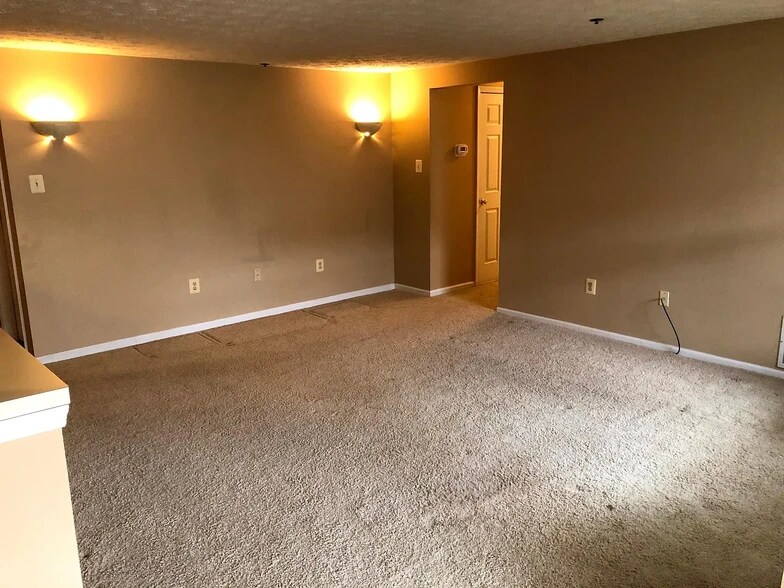 Building Photo - 601 Himes Ave