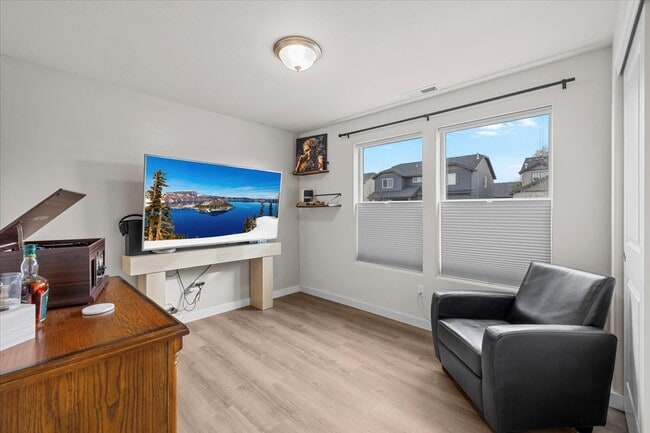 Building Photo - 3613 Carnelian St