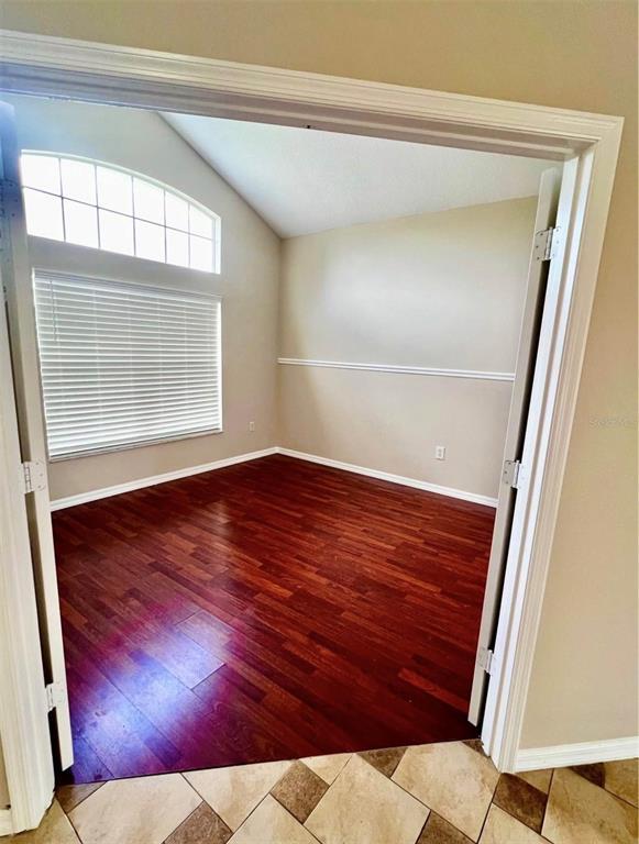 Building Photo - 2621 Star Lake View Dr