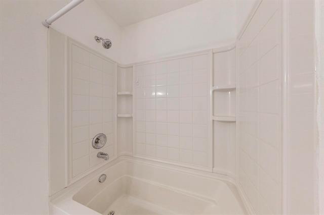 Building Photo - 12850 Vassar Dr