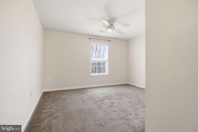 Building Photo - 950 Grouse Pointe Dr