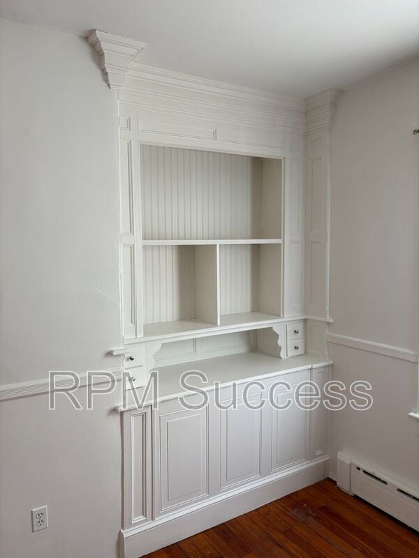 Building Photo - 19 Stephen St