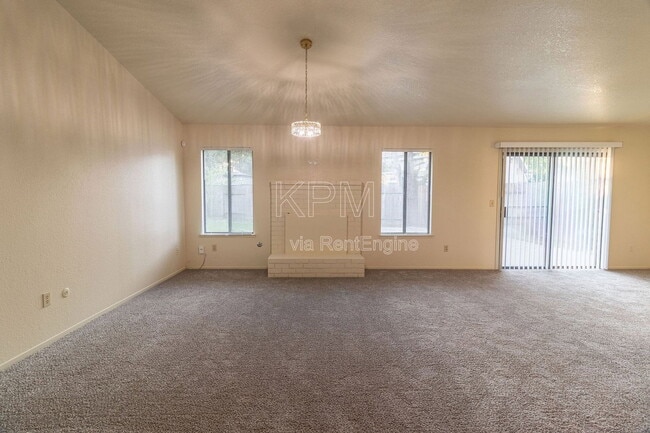 Building Photo - 8941 Blue Fox Way