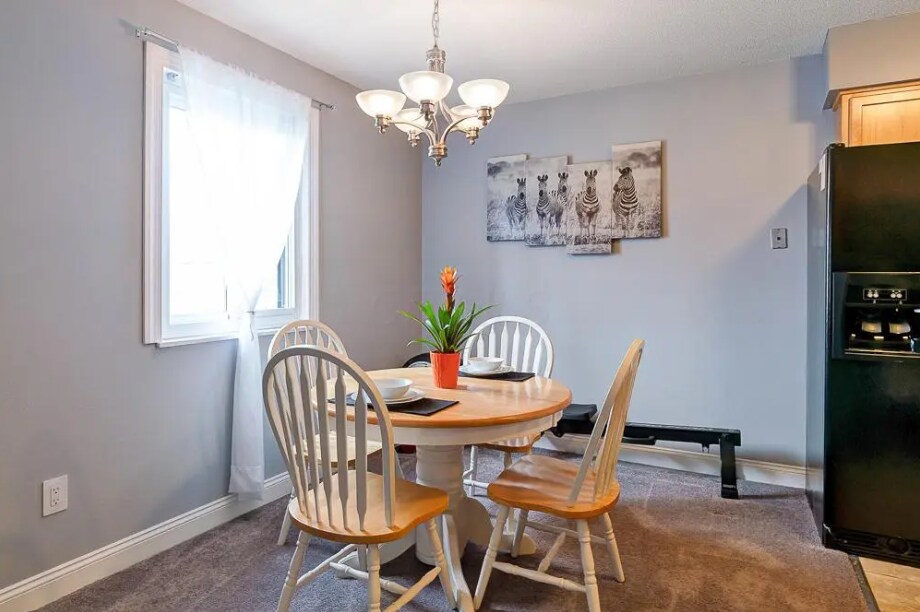 Kitchen - 4819 Middletowne St