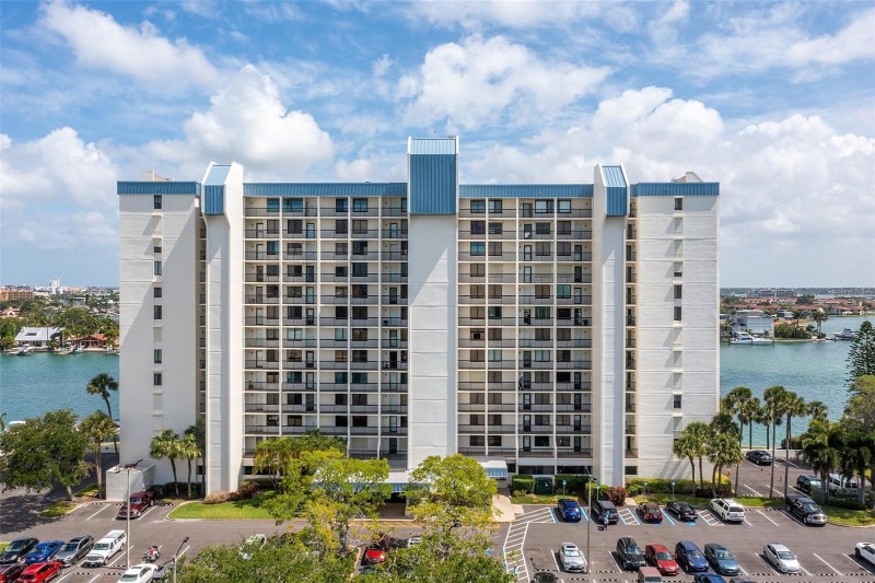 Building Photo - 9495 Blind Pass Rd